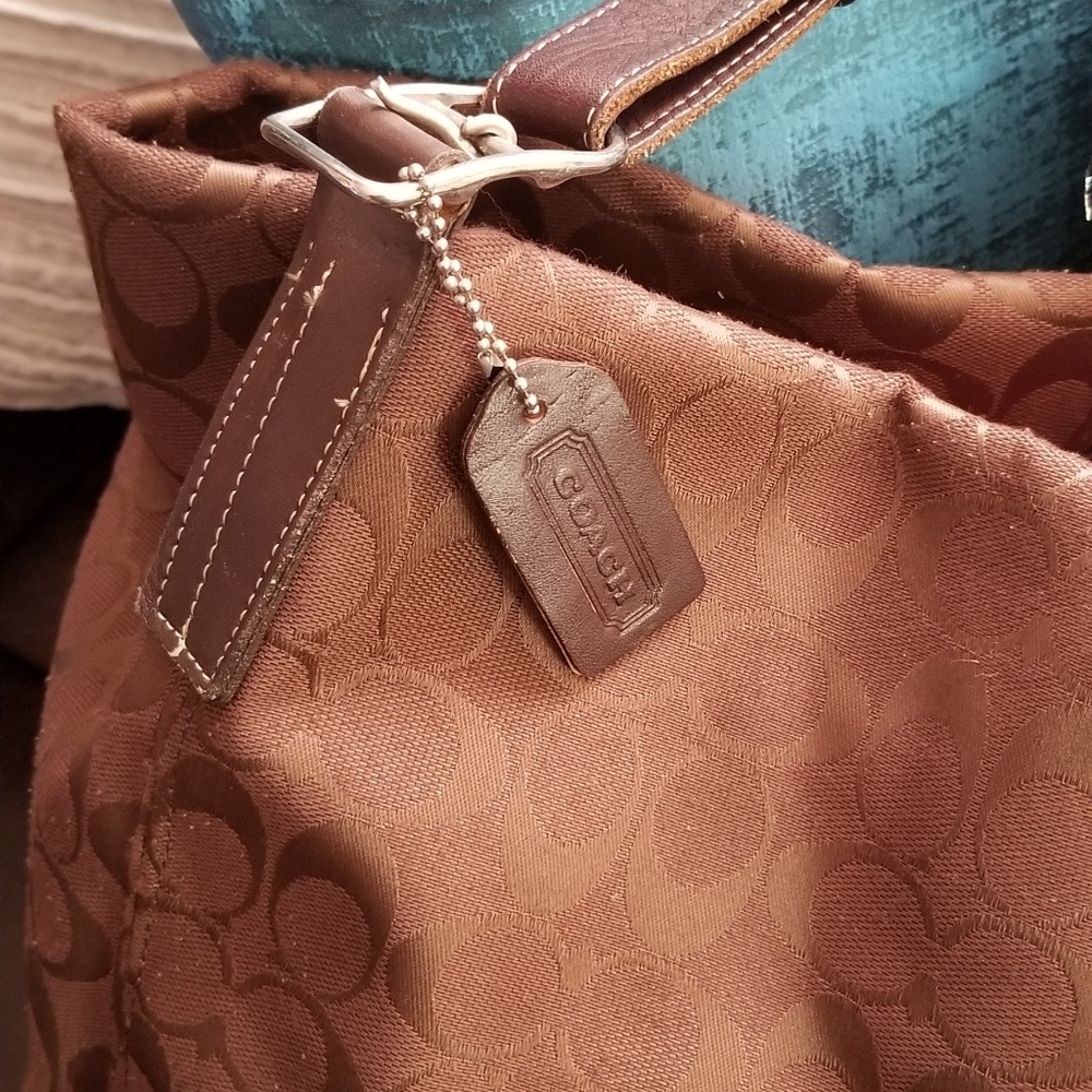 Purse - Picture 2 of 6